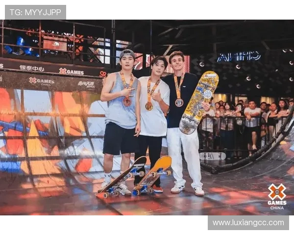 北京滑板队在世界滑板锦标赛中的默契配合与精彩表现分析